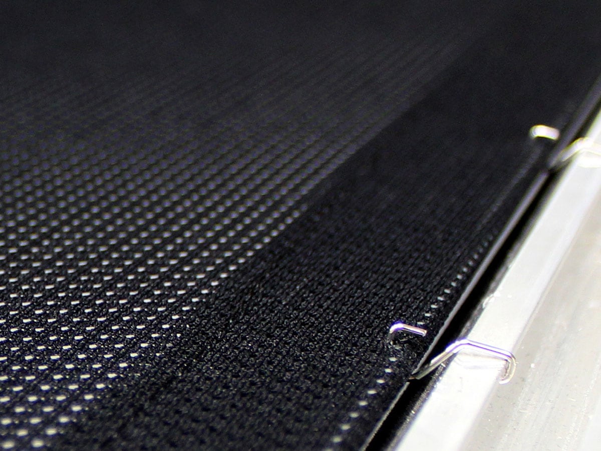 elite-screens-aeon-acousticpro-uhd-serie-schalltransparente-rahmenleinwand image 7